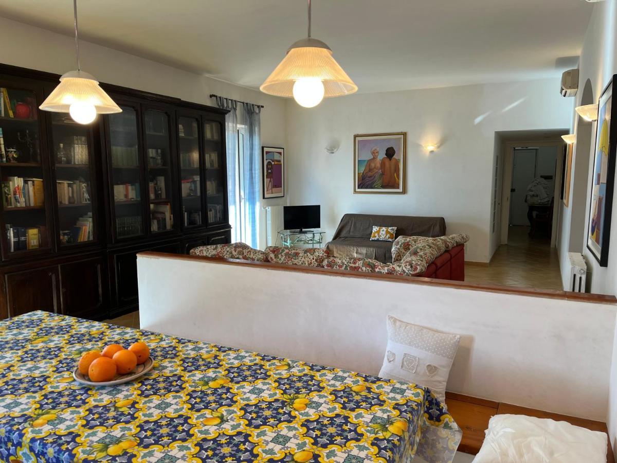 Villa Letizia Rooms & Apartments 노토 외부 사진
