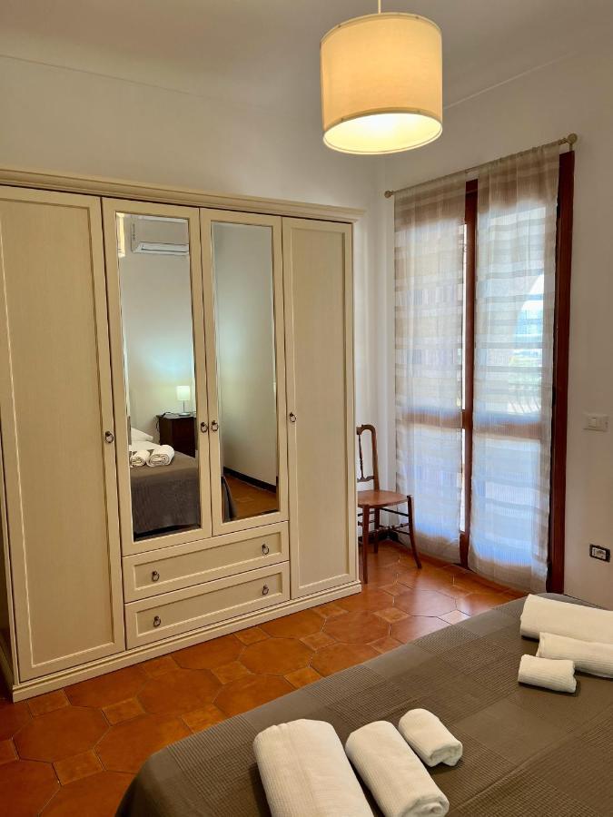 Villa Letizia Rooms & Apartments 노토 외부 사진